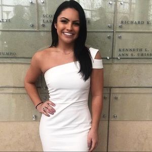 Meet your Posher, Mia